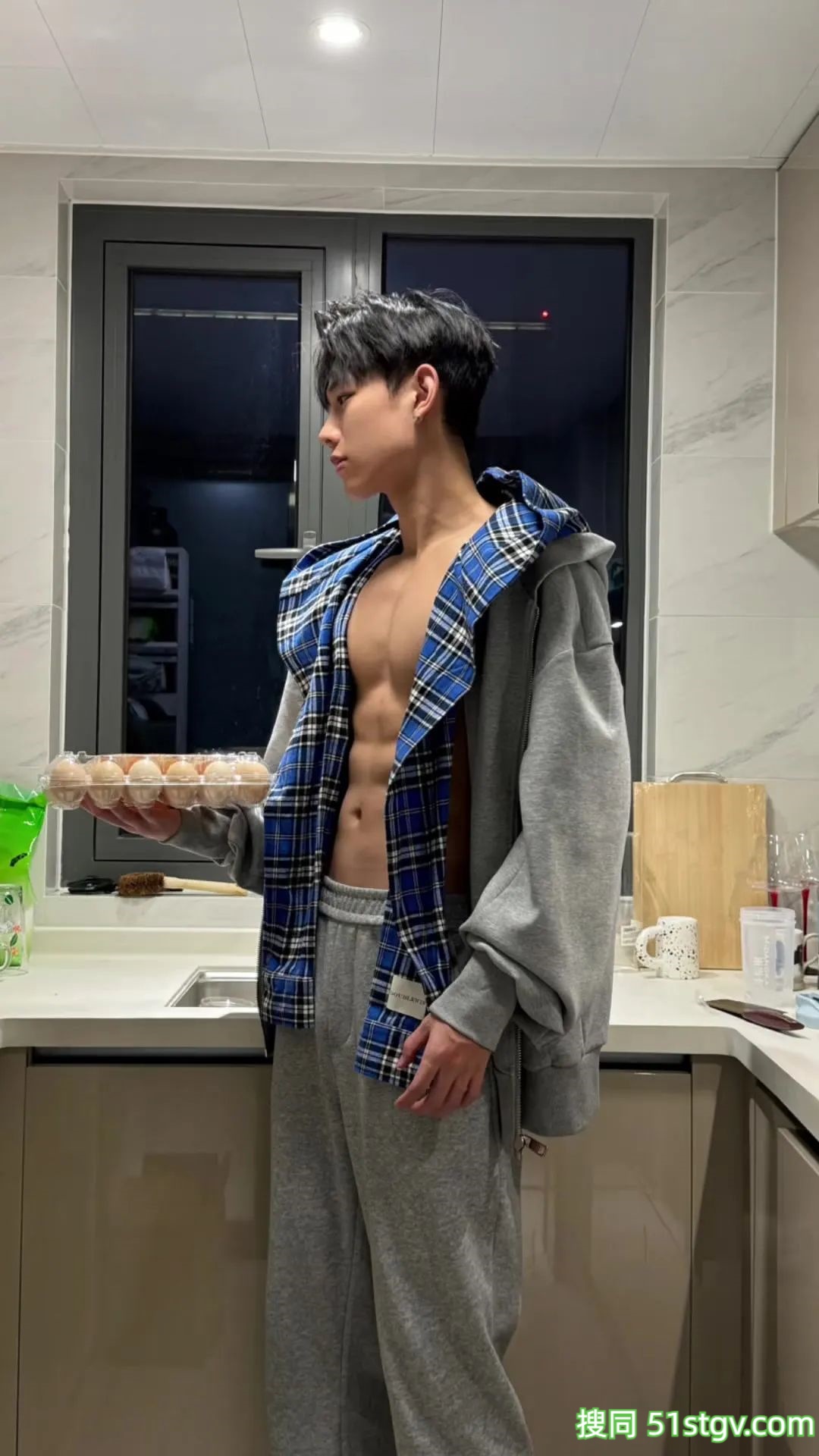 188CM长腿篮球帅哥，直男陈忱 - 51虹马