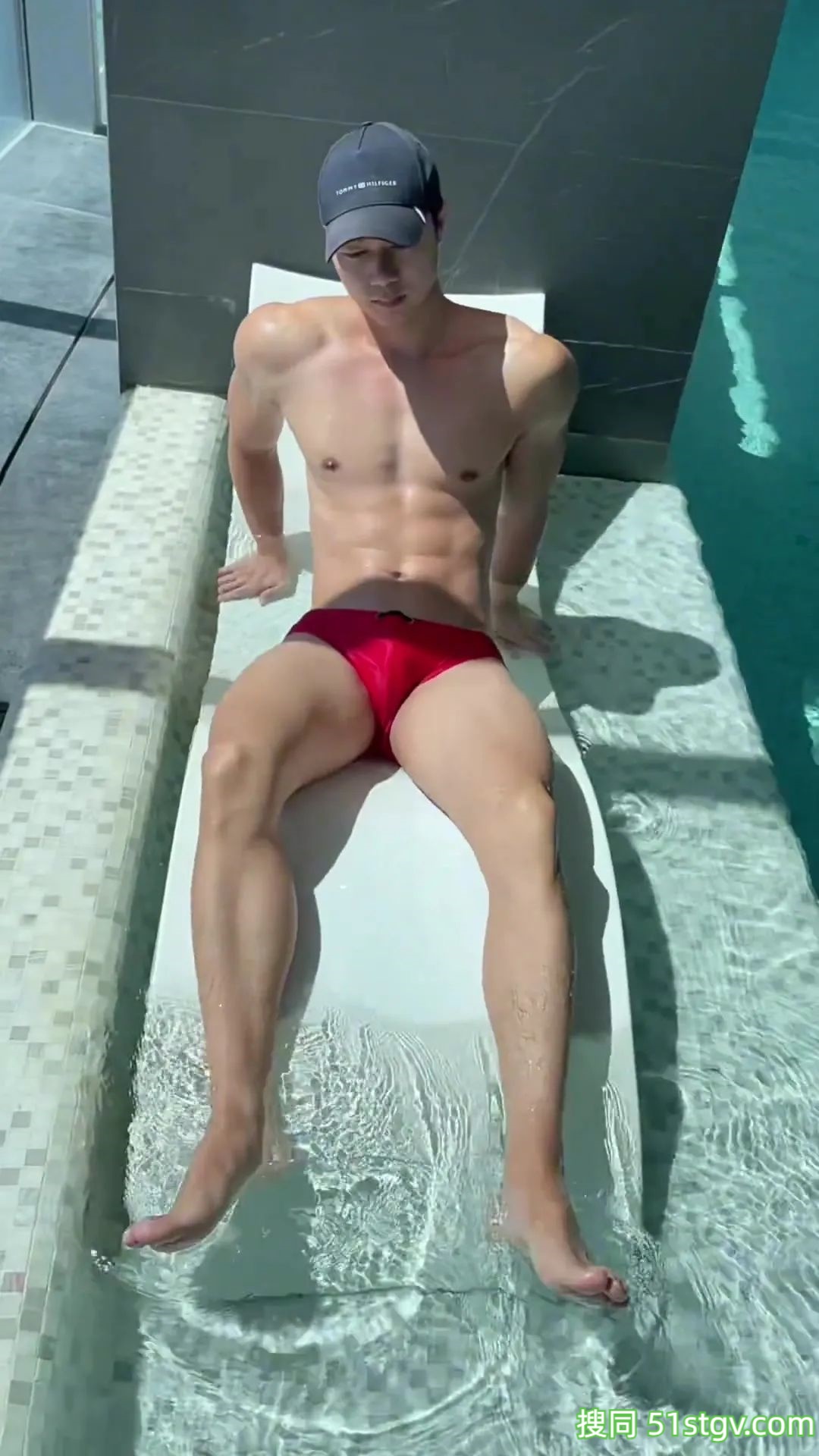 冬天游泳的野生物语 - 51虹马