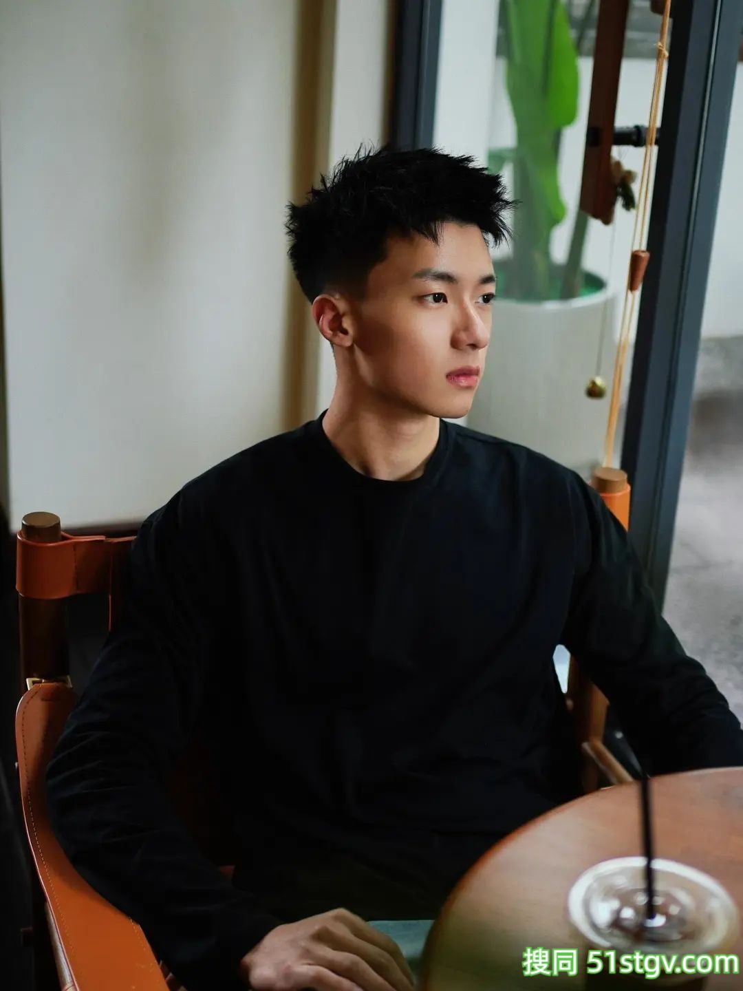 高颜值帅哥cninec，男大 - 51虹马