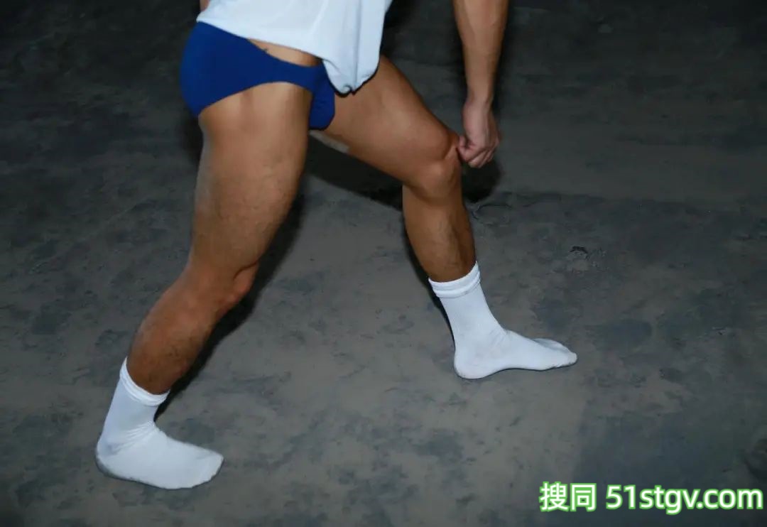 小哥哥，陈默 - 51虹马