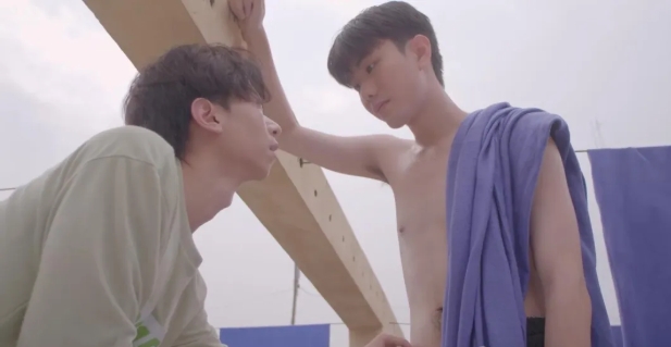 《冬日微暖》监狱里男孩们的故事 - 51虹马