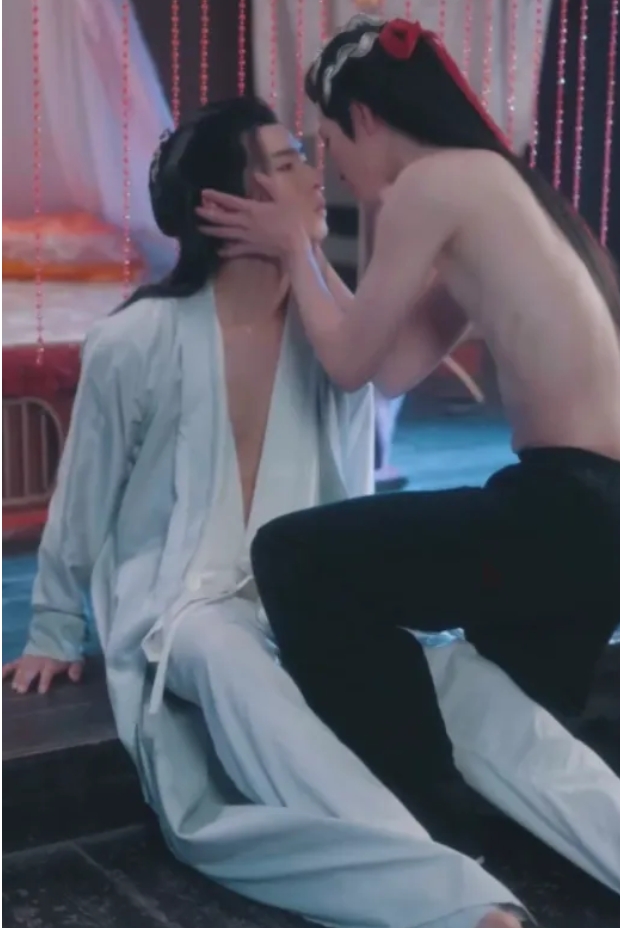 《W・KING》真古耽，国产剧情，日本演员拍摄！颜值还蛮高的 - 51虹马