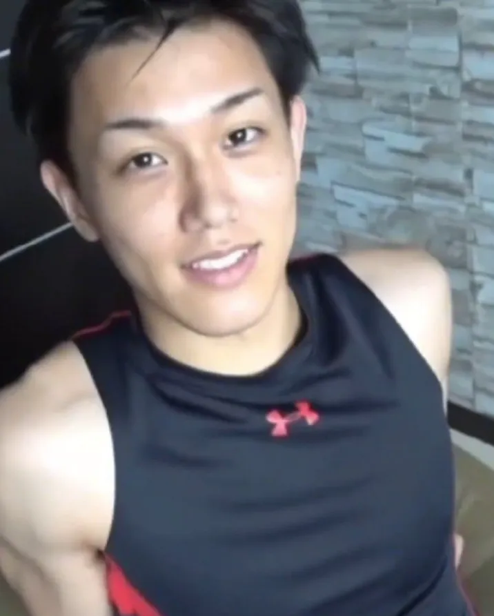 新晋日本男优“颜霸”，颜值远超宏翔？-51虹马