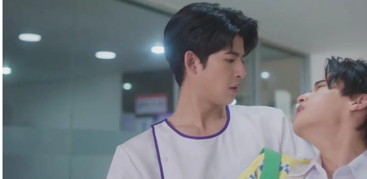 《难以自拔》甜点品尝师x自恋帅牙医 - 51虹马