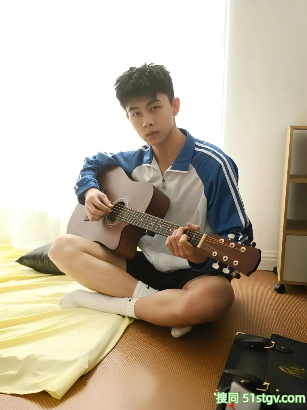 青涩，少年感满满小帅哥，散发着青春的味道 - 51虹马