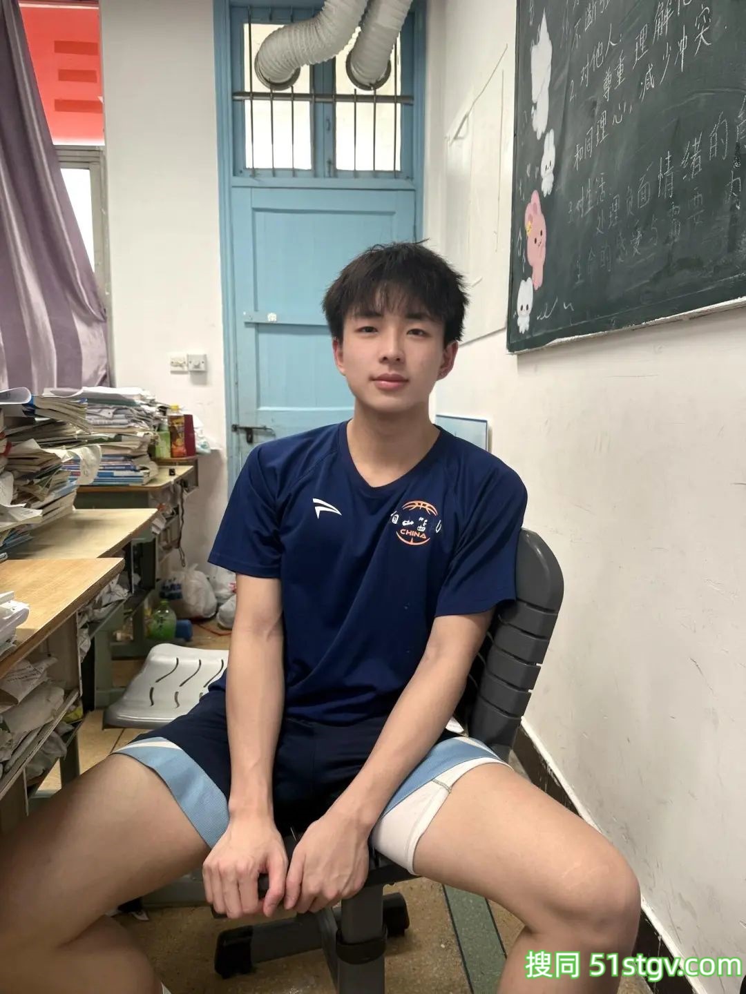 07男高中生，小帅哥 - 51虹马