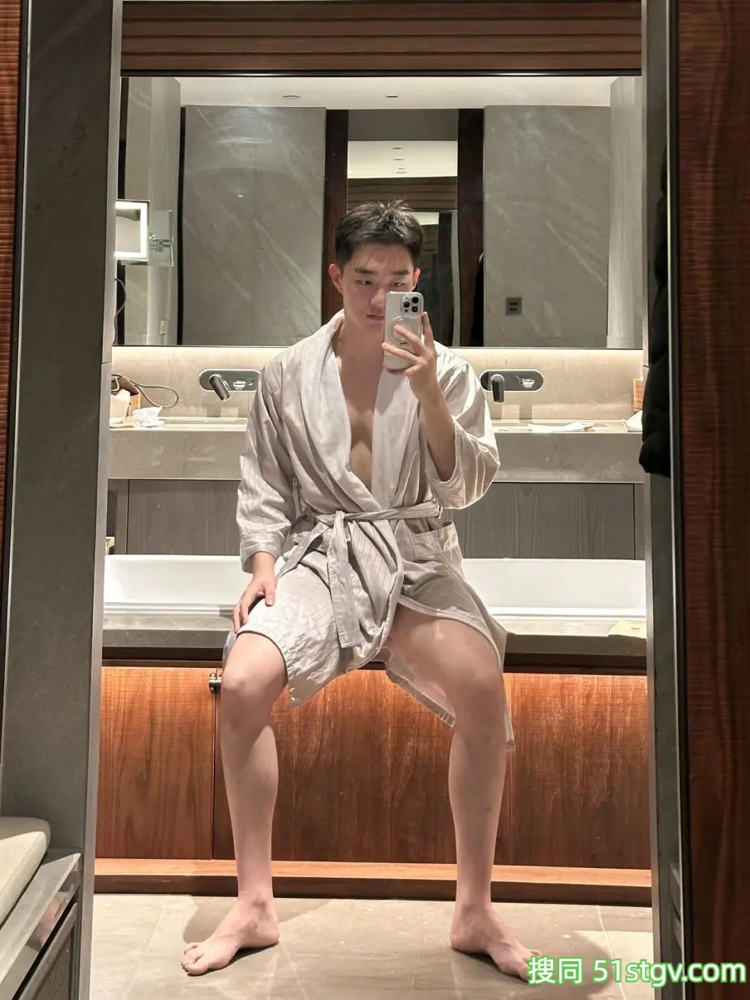 香香软软的男孩子 - 51虹马