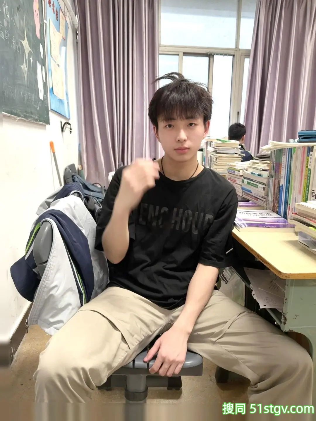 07男高中生，小帅哥 - 51虹马