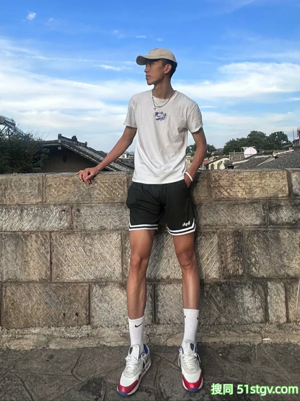 大长腿帅哥，体育生 - 51虹马