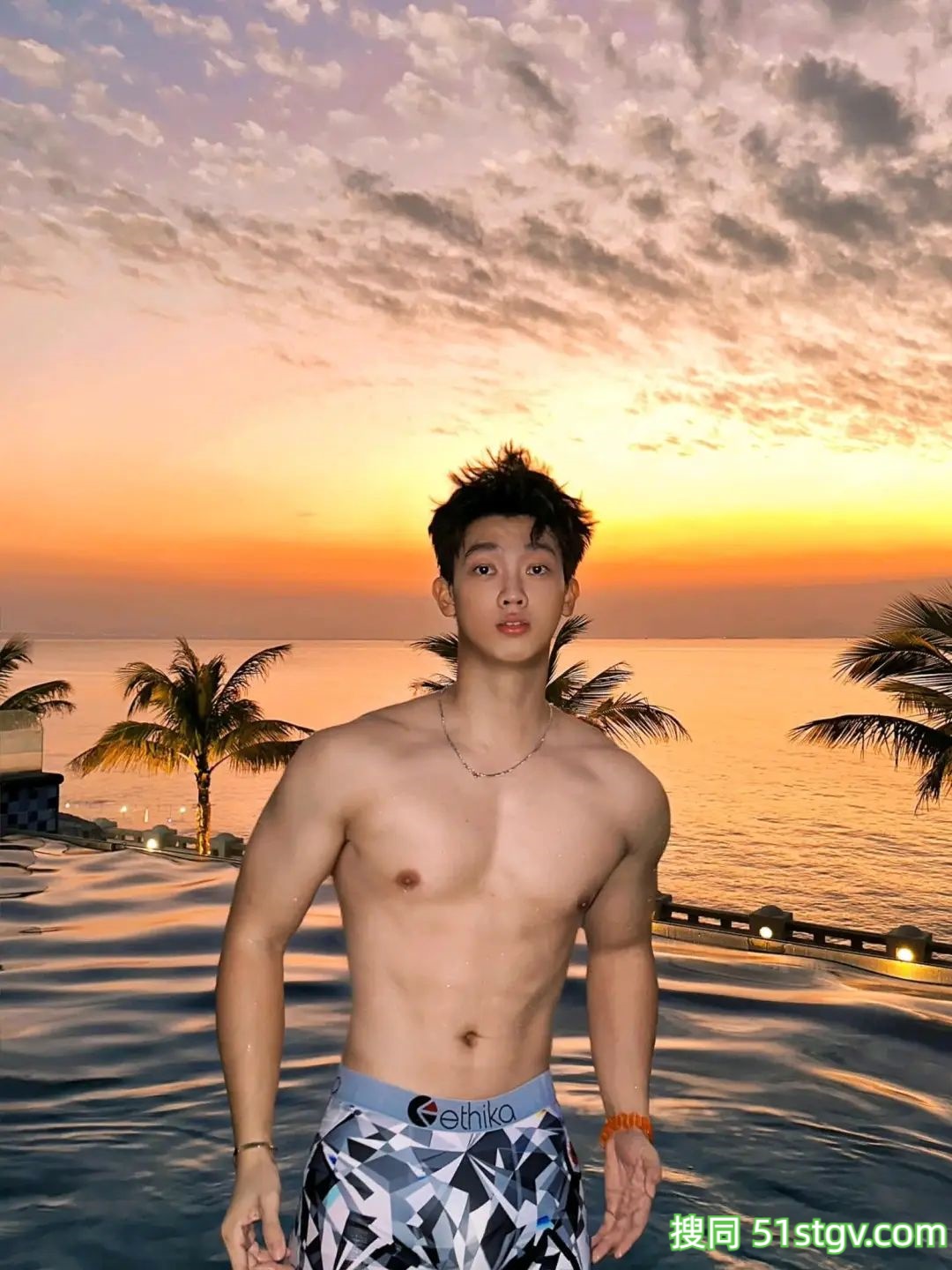 阳光帅气的广东小哥哥 - 51虹马