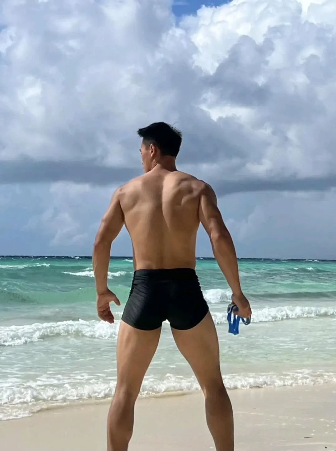 黑皮体育生，憨憨帅帅的小哥哥 - 51虹马