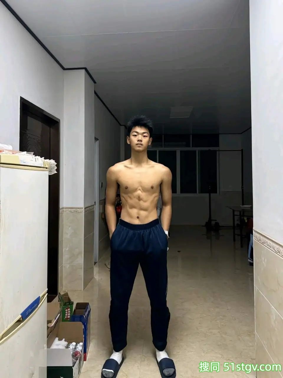 体育生的训练日常 - 51虹马