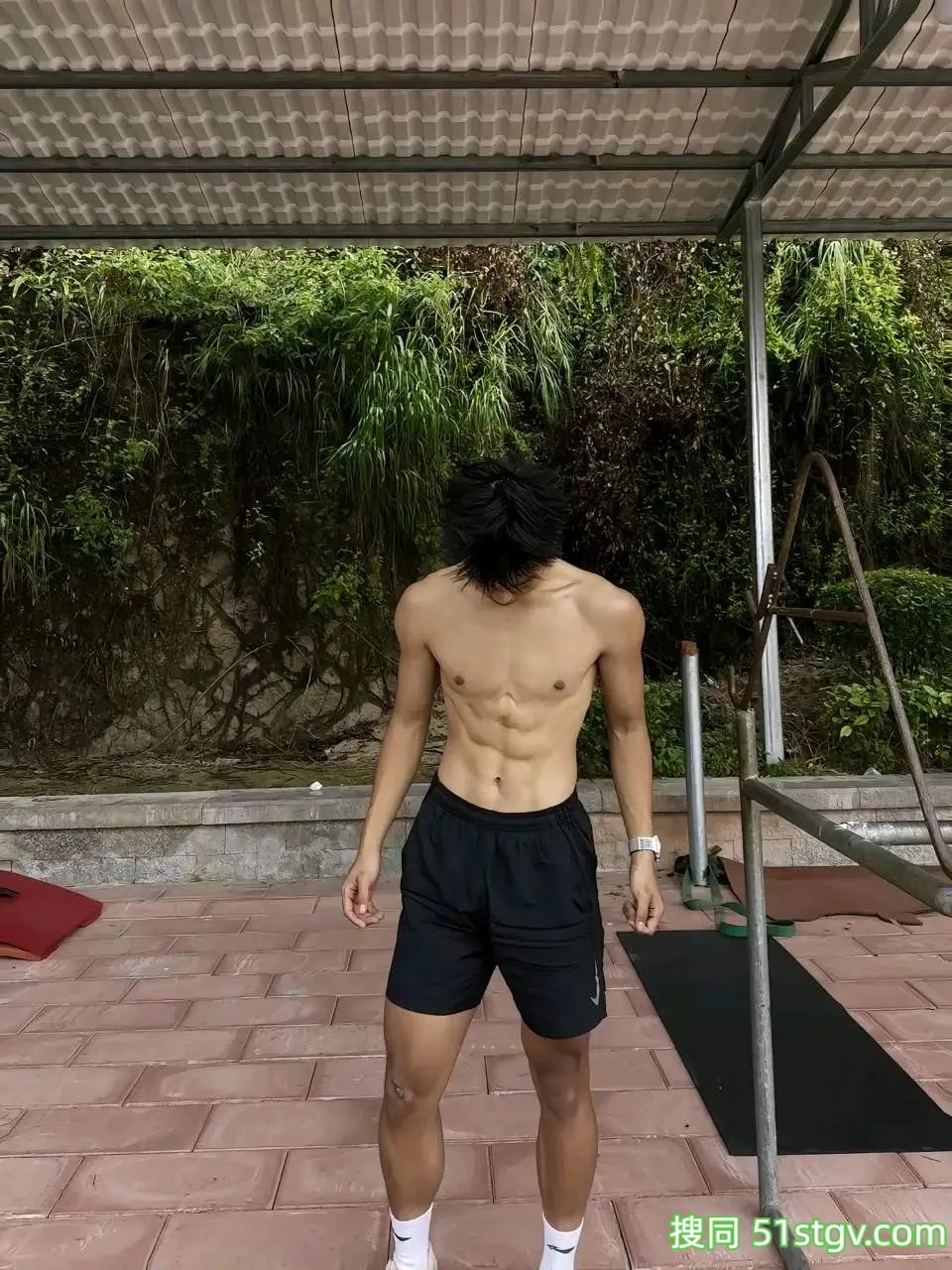 体育生的训练日常 - 51虹马