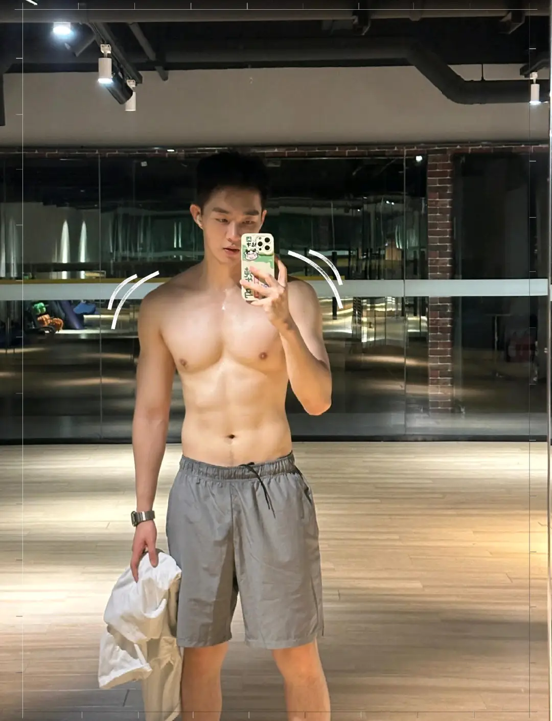 香香软软的男孩子 - 51虹马