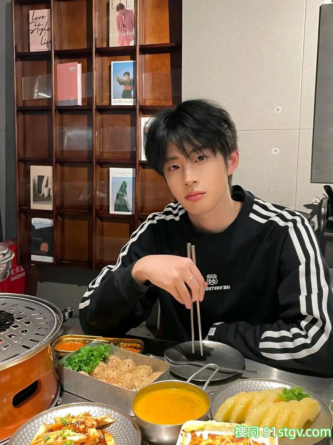 奶香味很浓的帅哥哥 - 51虹马