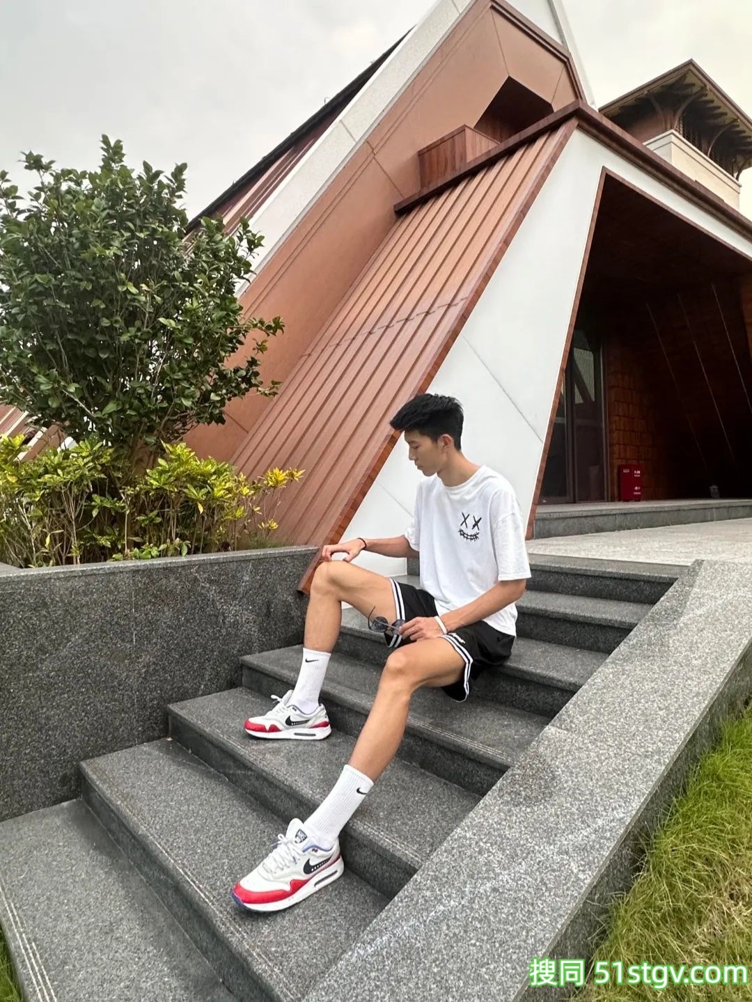 大长腿帅哥，体育生 - 51虹马