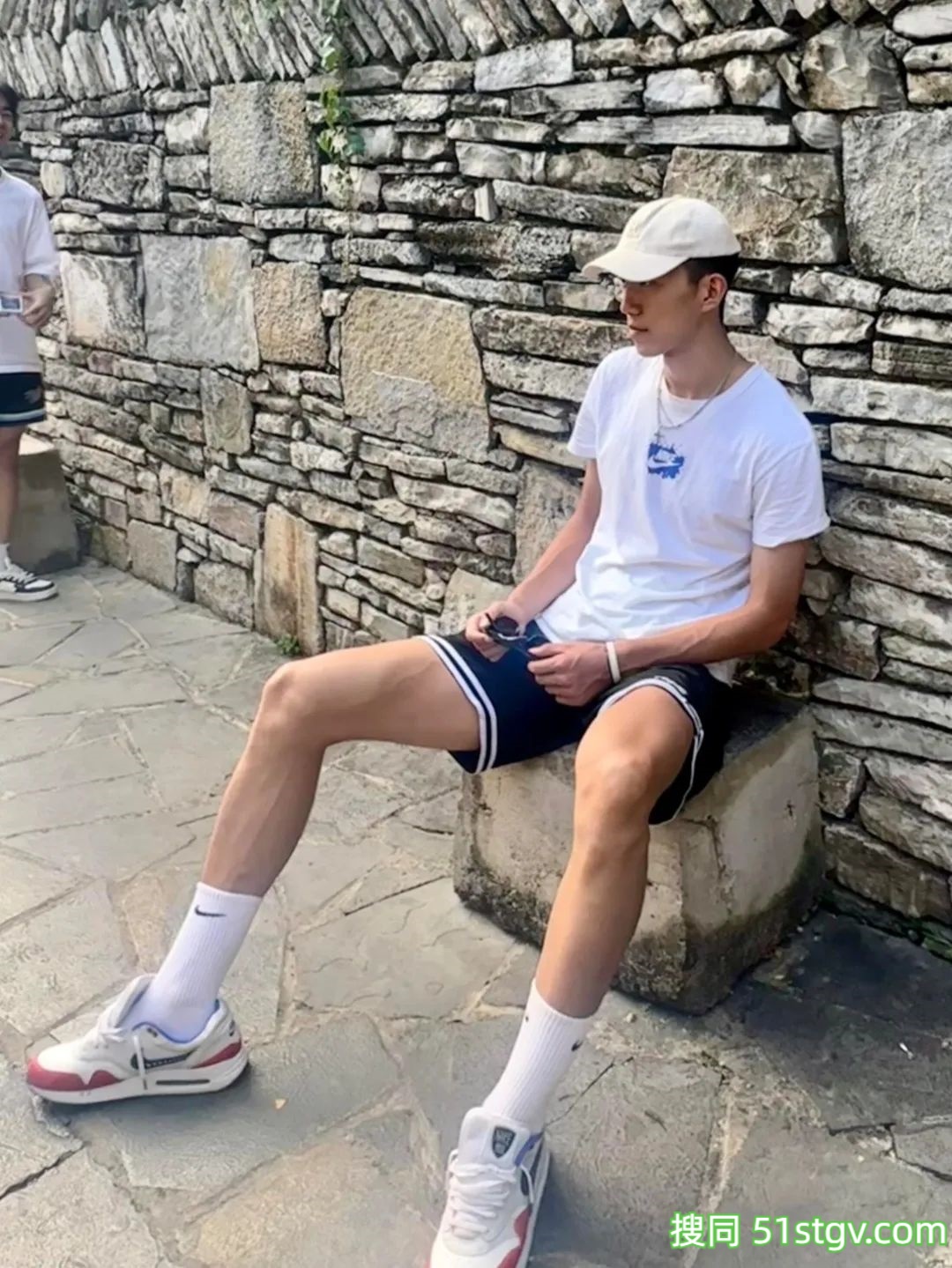 大长腿帅哥，体育生 - 51虹马