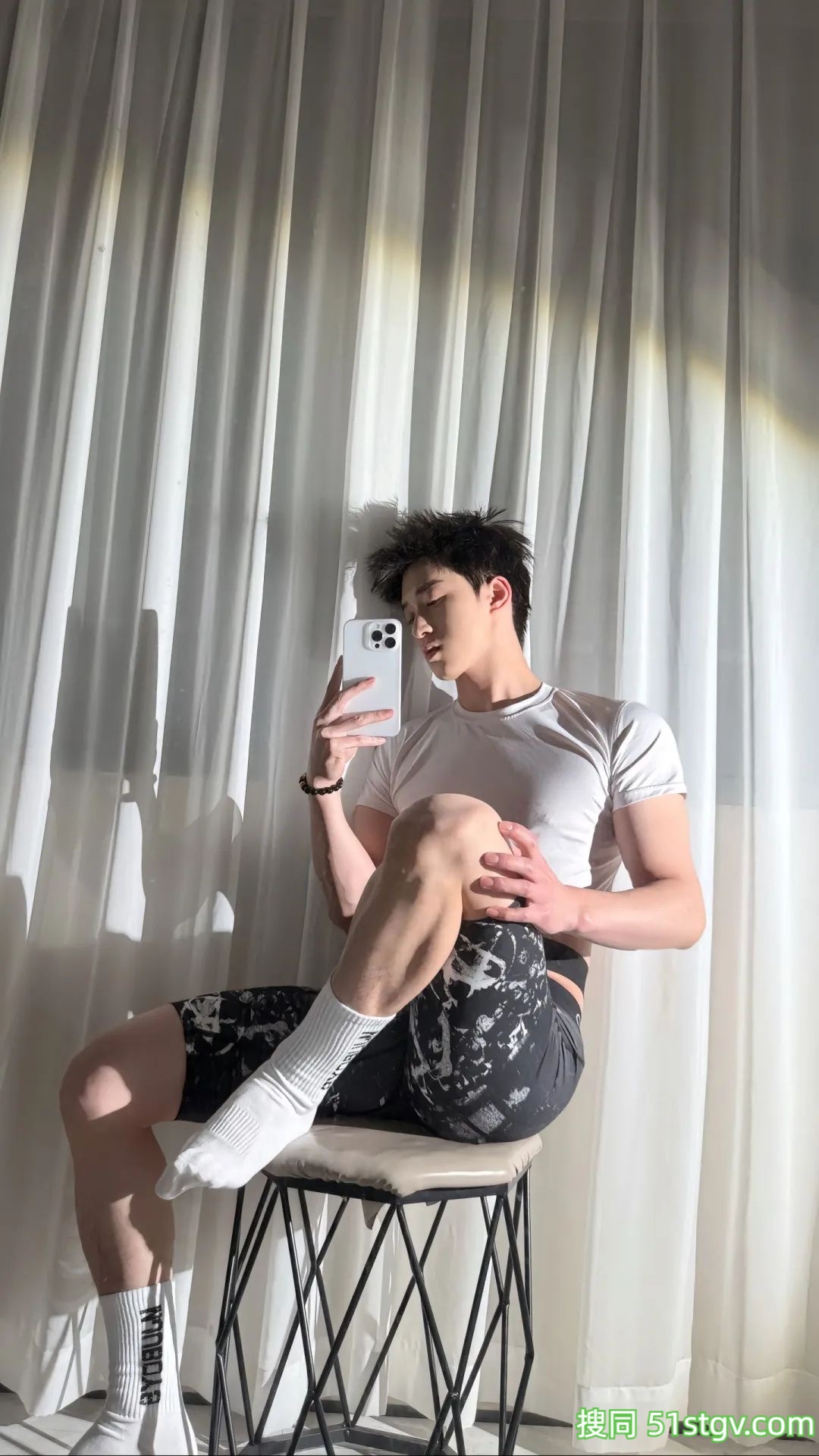 【帅哥图集】正装小哥哥，于航麟 - 51虹马