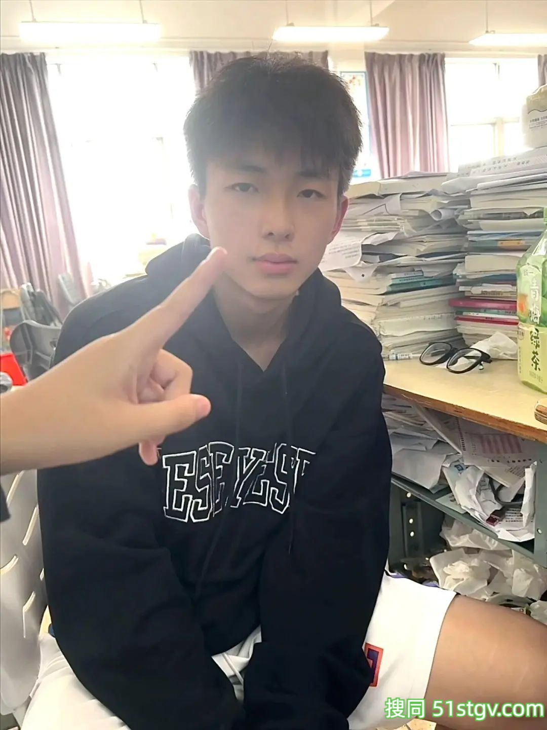 07男高中生，小帅哥 - 51虹马