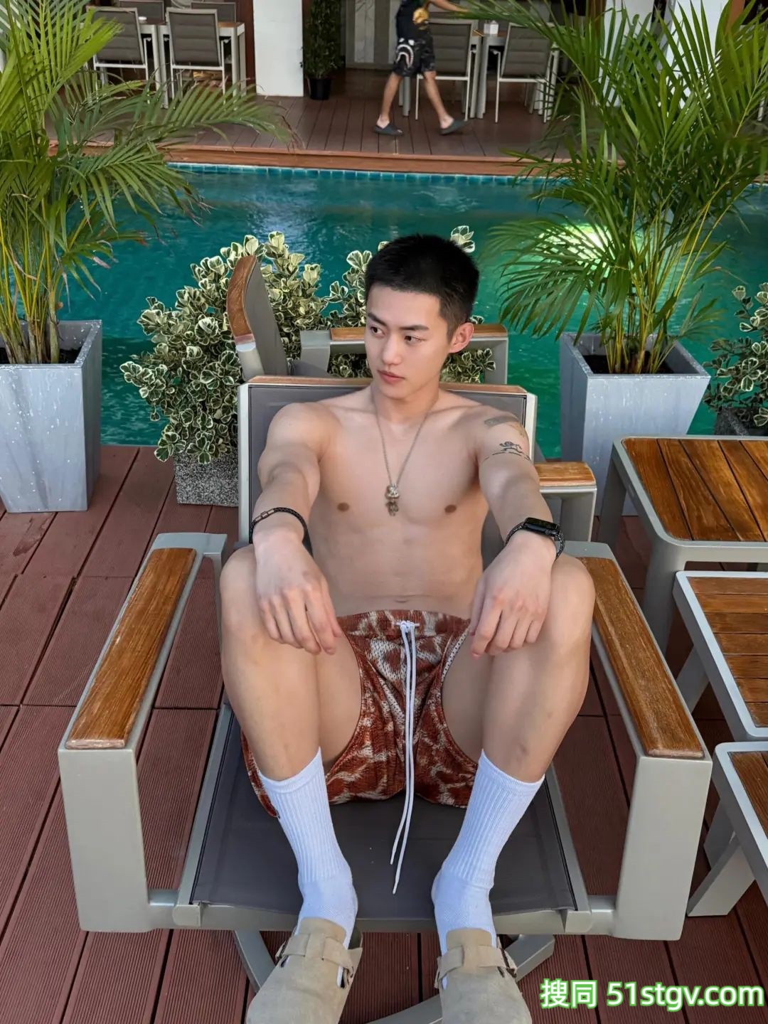 瘦瘦帅帅的小哥哥，杜可疯 - 51虹马