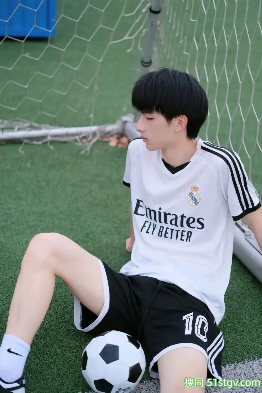 青纯帅气男大，小昊同学 - 51虹马