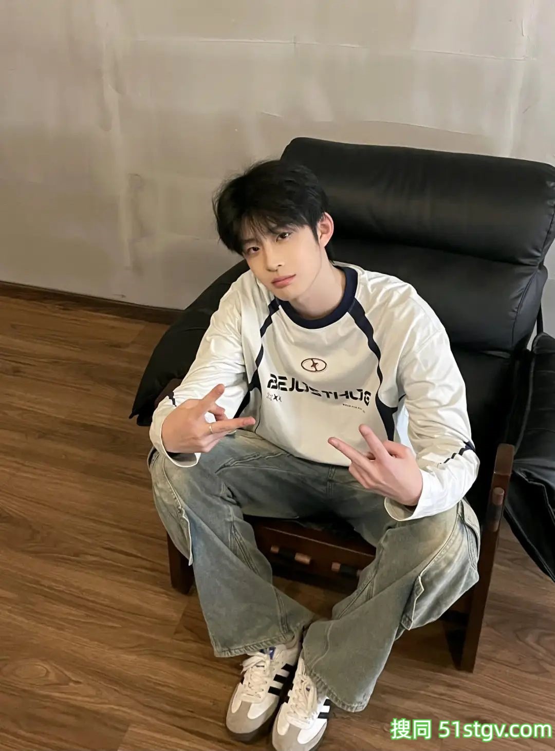 奶香味很浓的帅哥哥-51虹马