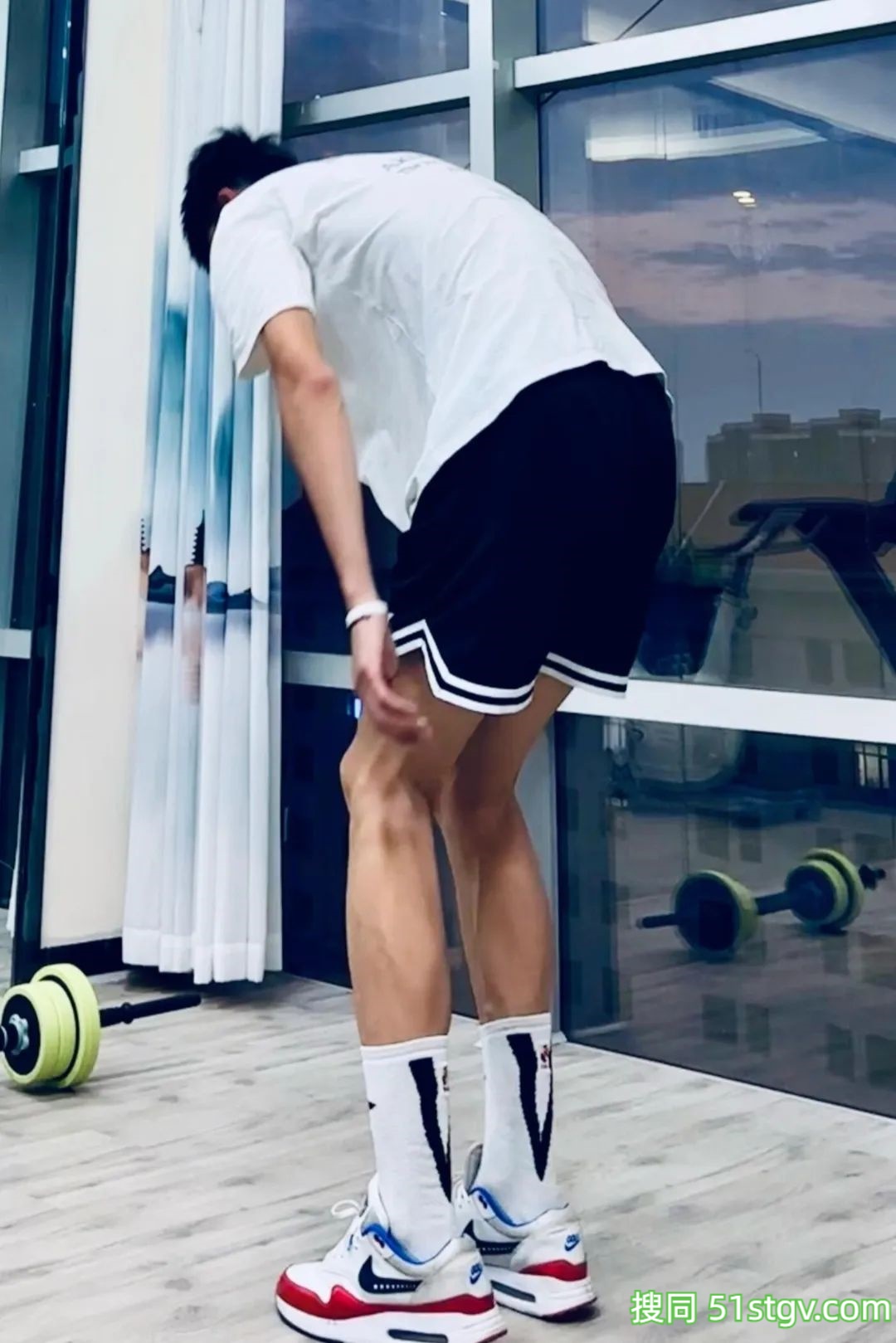 大长腿帅哥，体育生 - 51虹马