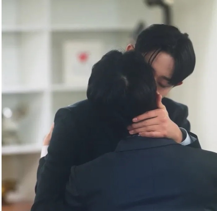 《部长我宁愿辞职也不想死》办公室恋情，重生+暗恋 - 51虹马