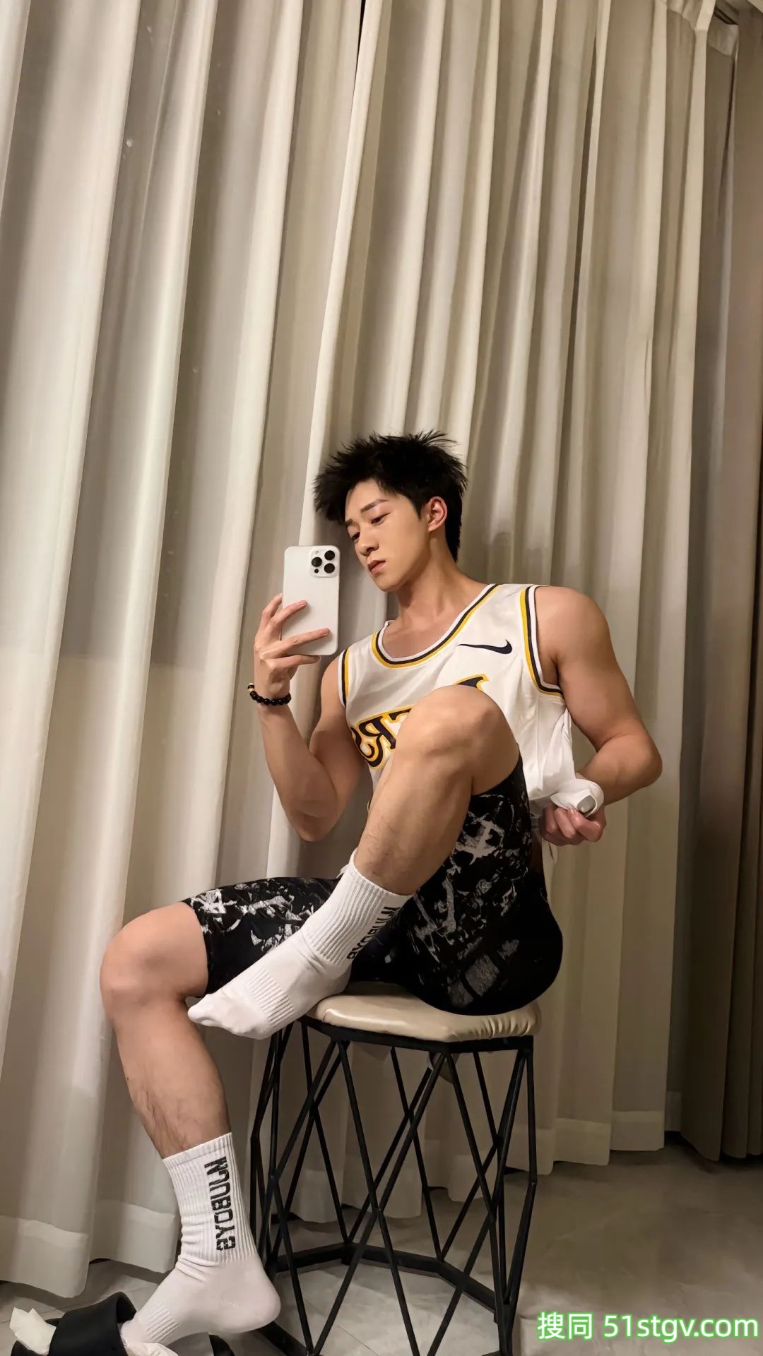 【帅哥图集】正装小哥哥，于航麟 - 51虹马