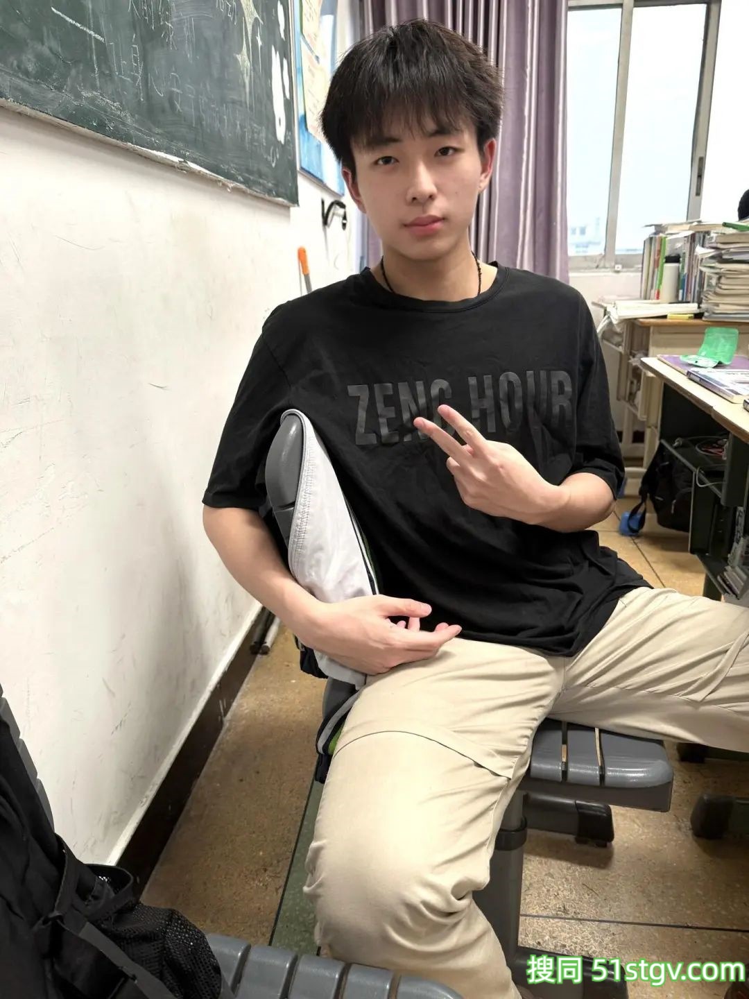 07男高中生，小帅哥 - 51虹马