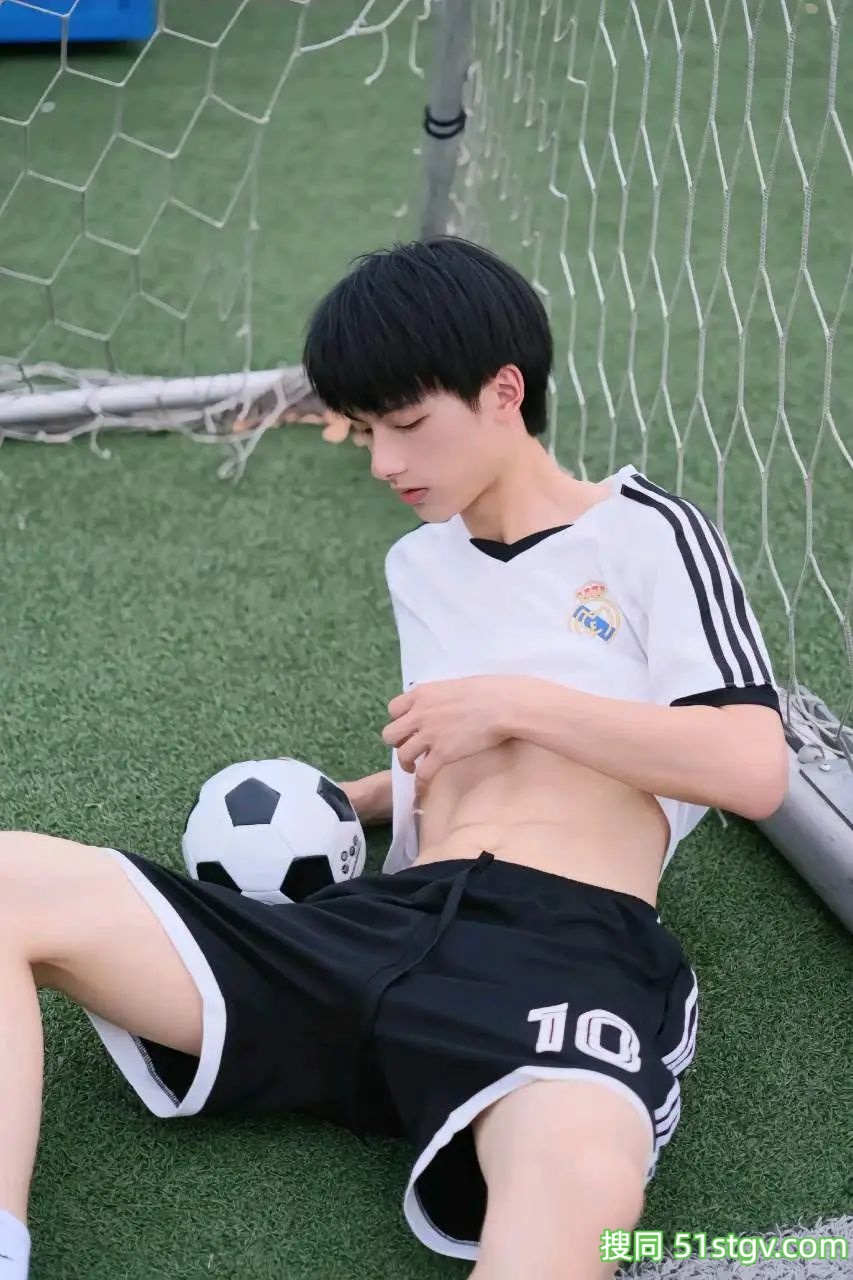 青纯帅气男大，小昊同学 - 51虹马