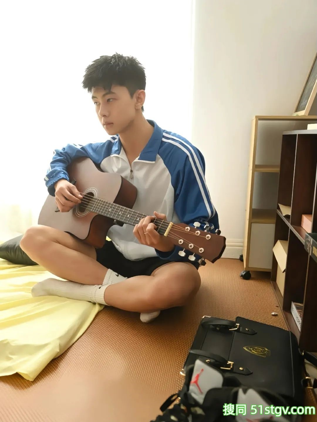 青涩，少年感满满小帅哥，散发着青春的味道 - 51虹马