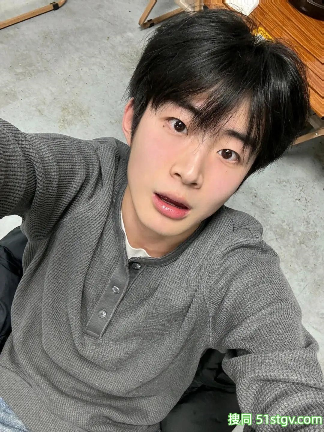 奶香味很浓的帅哥哥 - 51虹马