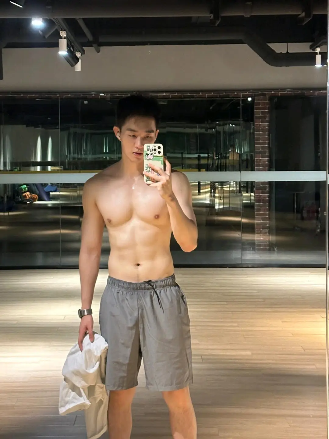 香香软软的男孩子 - 51虹马