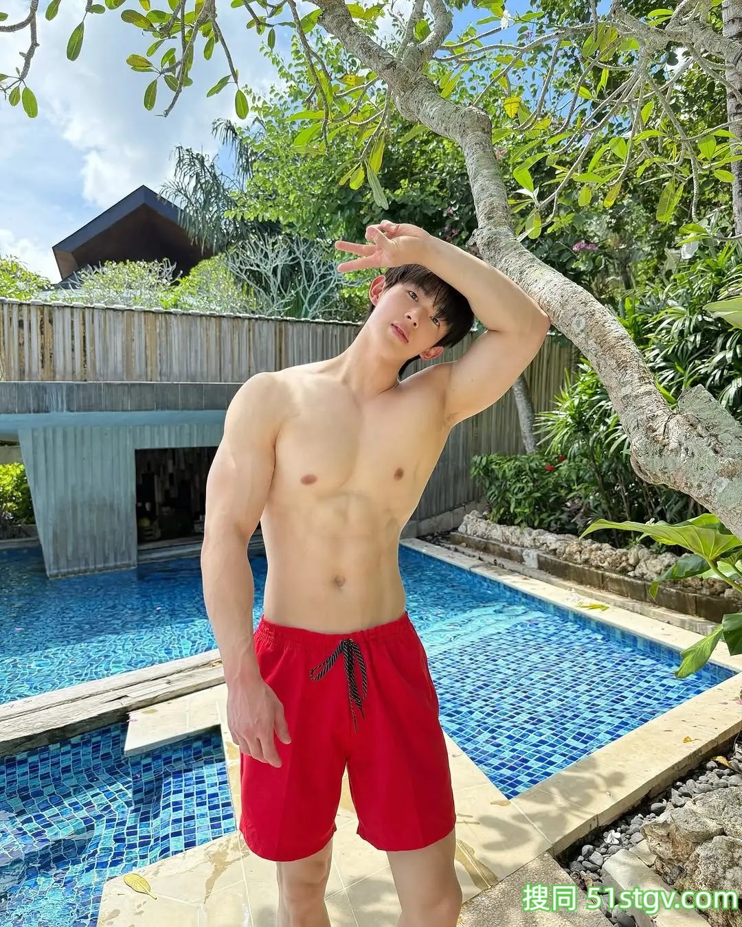 超帅的，牛奶肌天菜体育生陈彦霖 - 51虹马