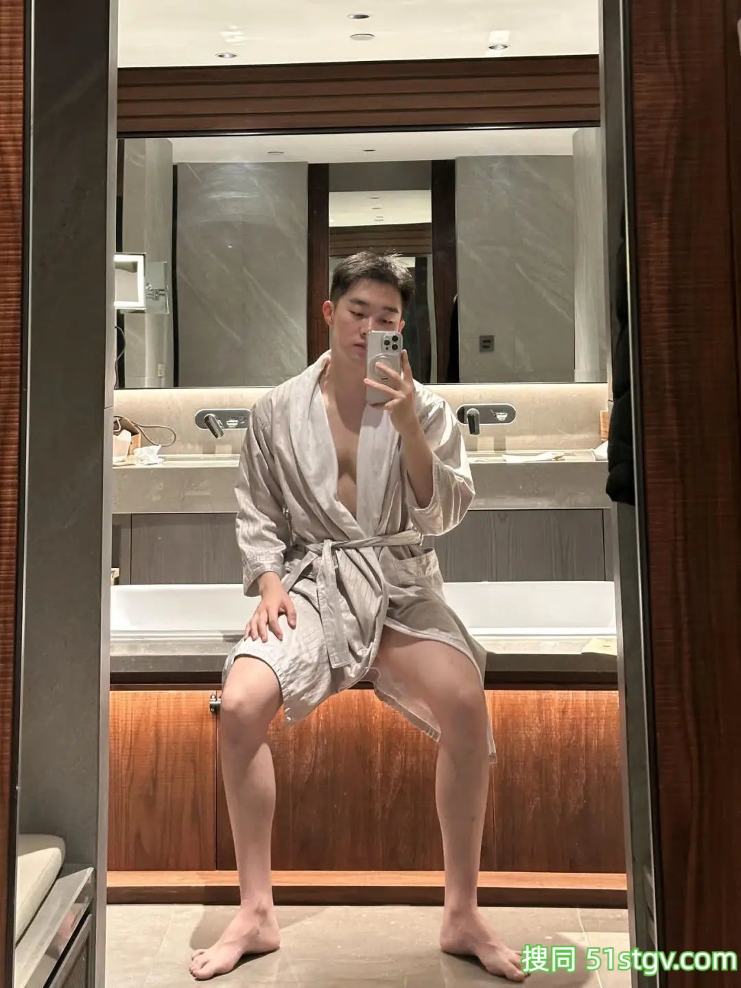 香香软软的男孩子 - 51虹马