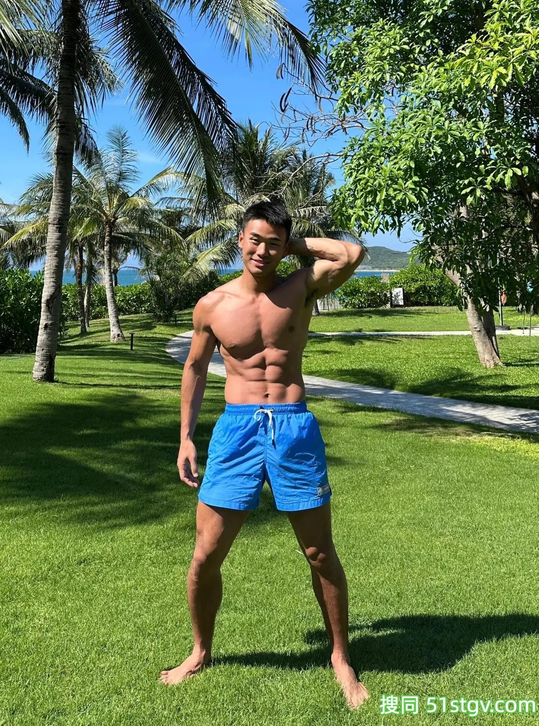 黑皮体育生，憨憨帅帅的小哥哥 - 51虹马