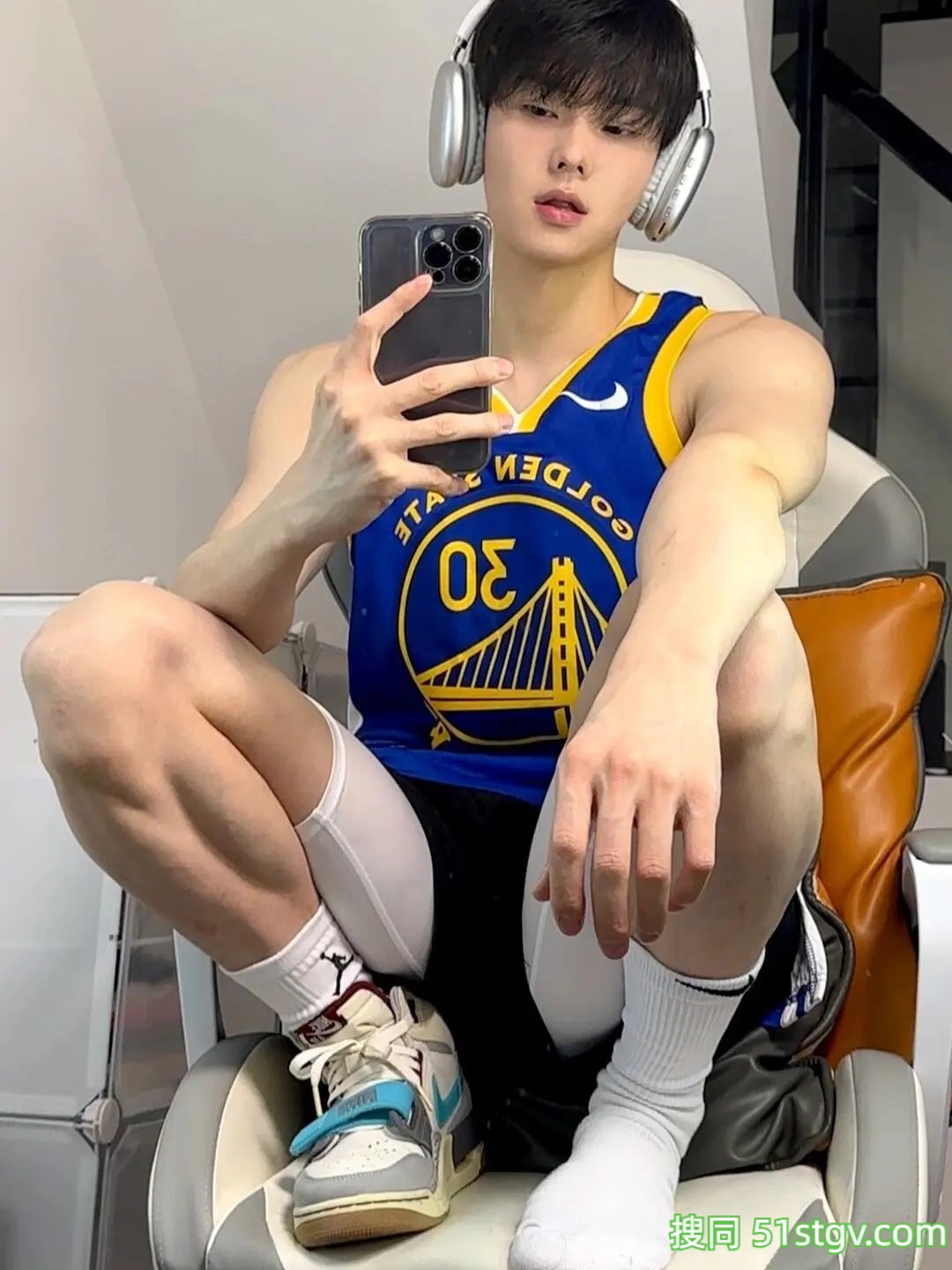 体育生1S - 51虹马