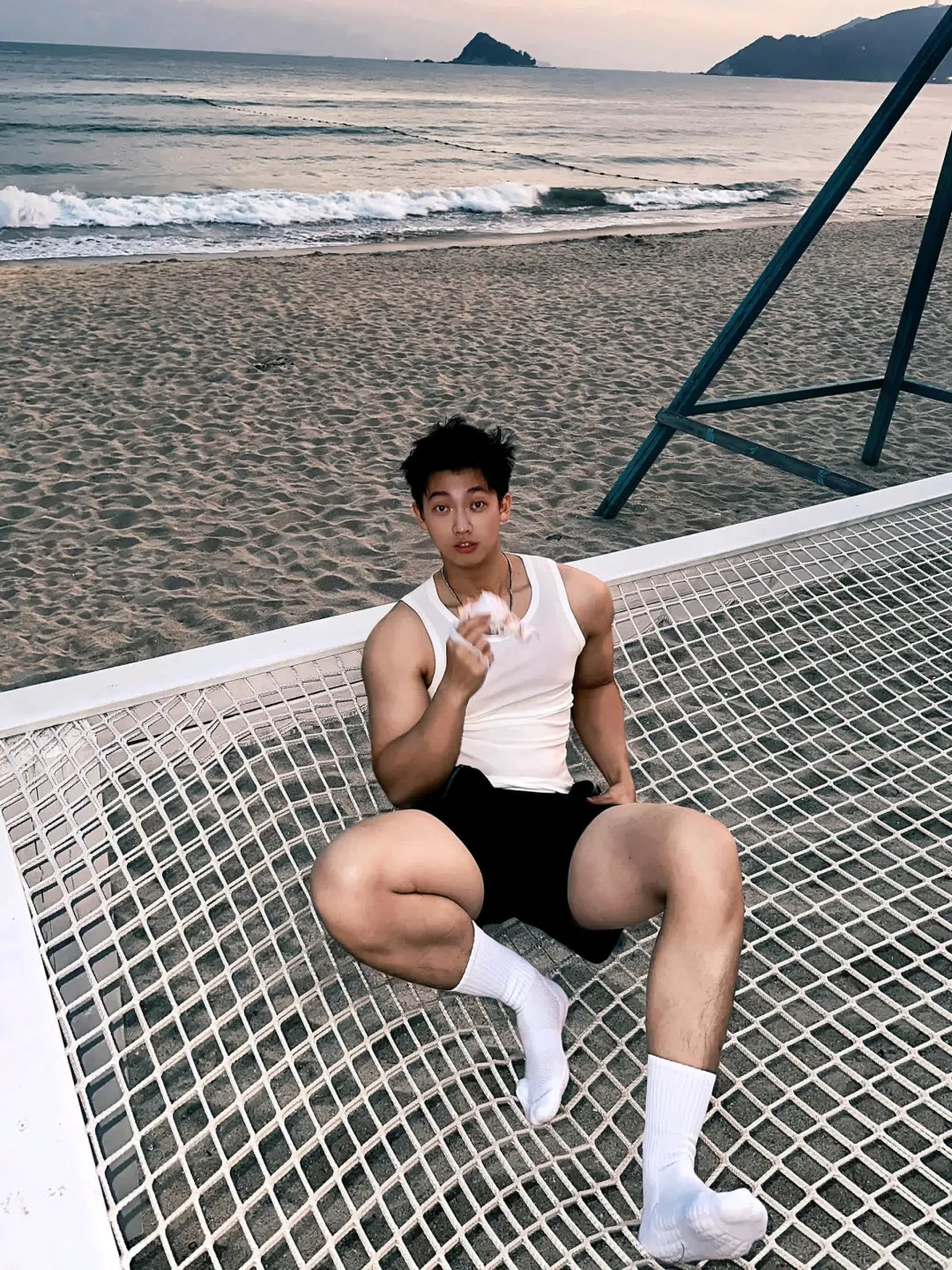 阳光帅气的广东小哥哥 - 51虹马