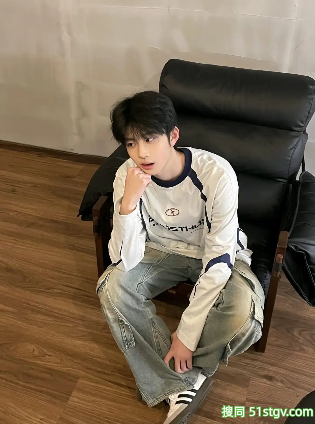 奶香味很浓的帅哥哥 - 51虹马