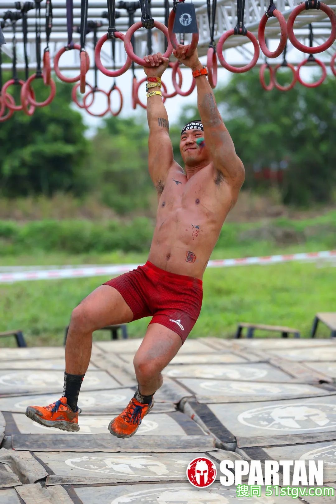 推特爆红的黑皮肌肉体育生,到底是谁在享用? - 51虹马 推特爆红的黑皮肌肉体育生,到底是谁在享用? - 51虹马