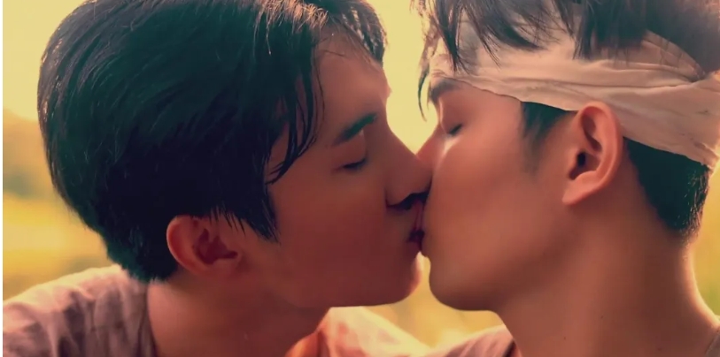 《初恋爱人》偏远山村爱情，蛮新颖的 - 51虹马