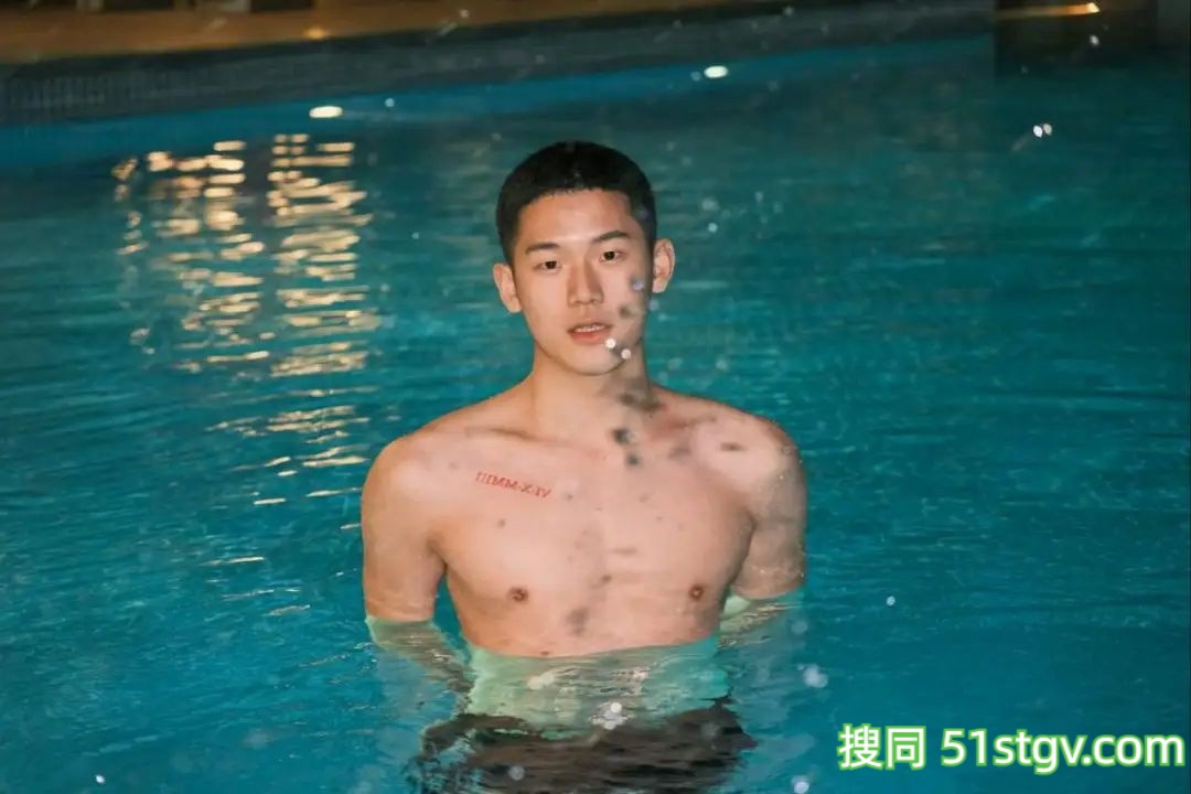 单眼皮小帅哥，有点可爱有点萌帅 - 51虹马