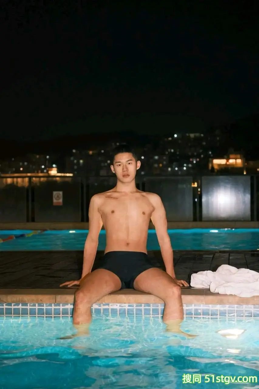 单眼皮小帅哥，有点可爱有点萌帅 - 51虹马