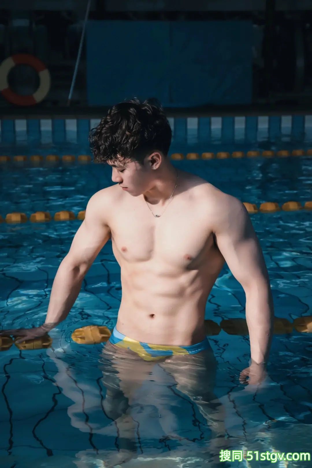 北体体育生游泳日常，嘎嘎帅 - 51虹马