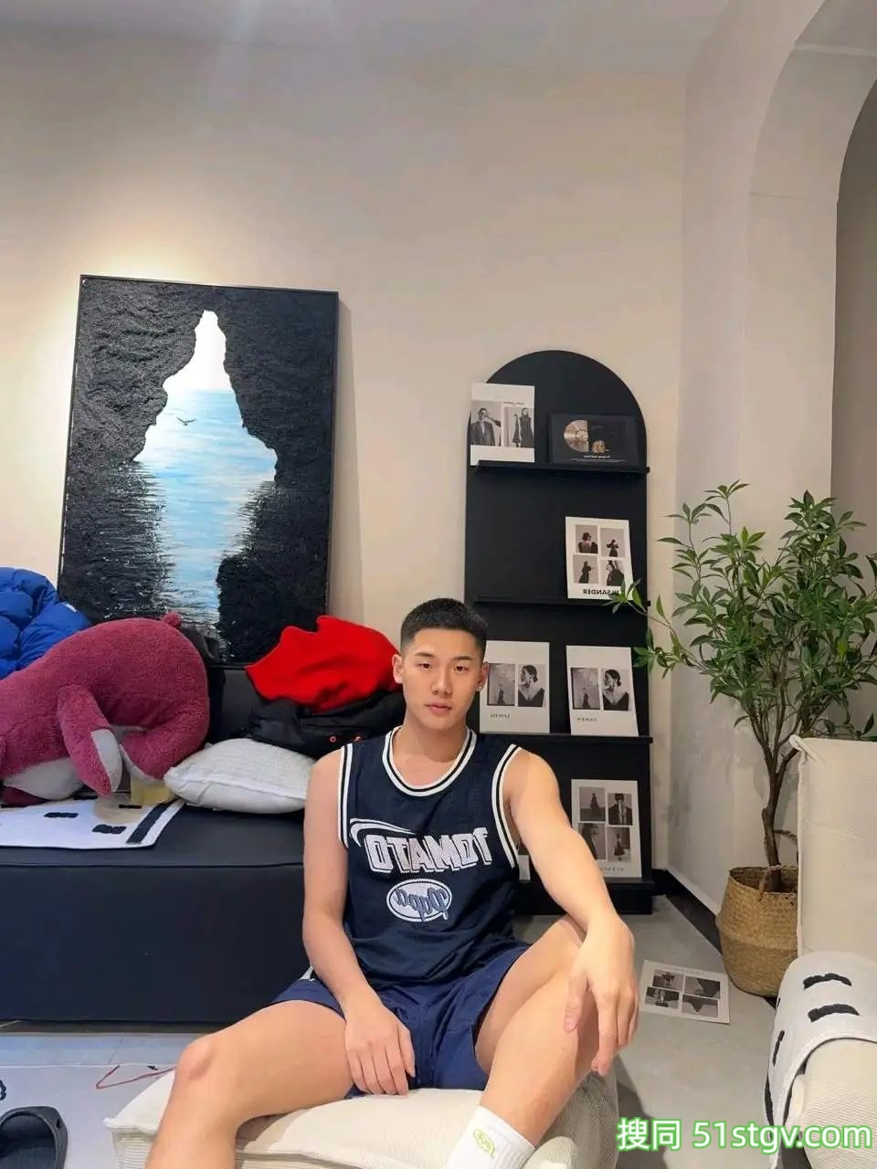 单眼皮小帅哥，有点可爱有点萌帅 - 51虹马