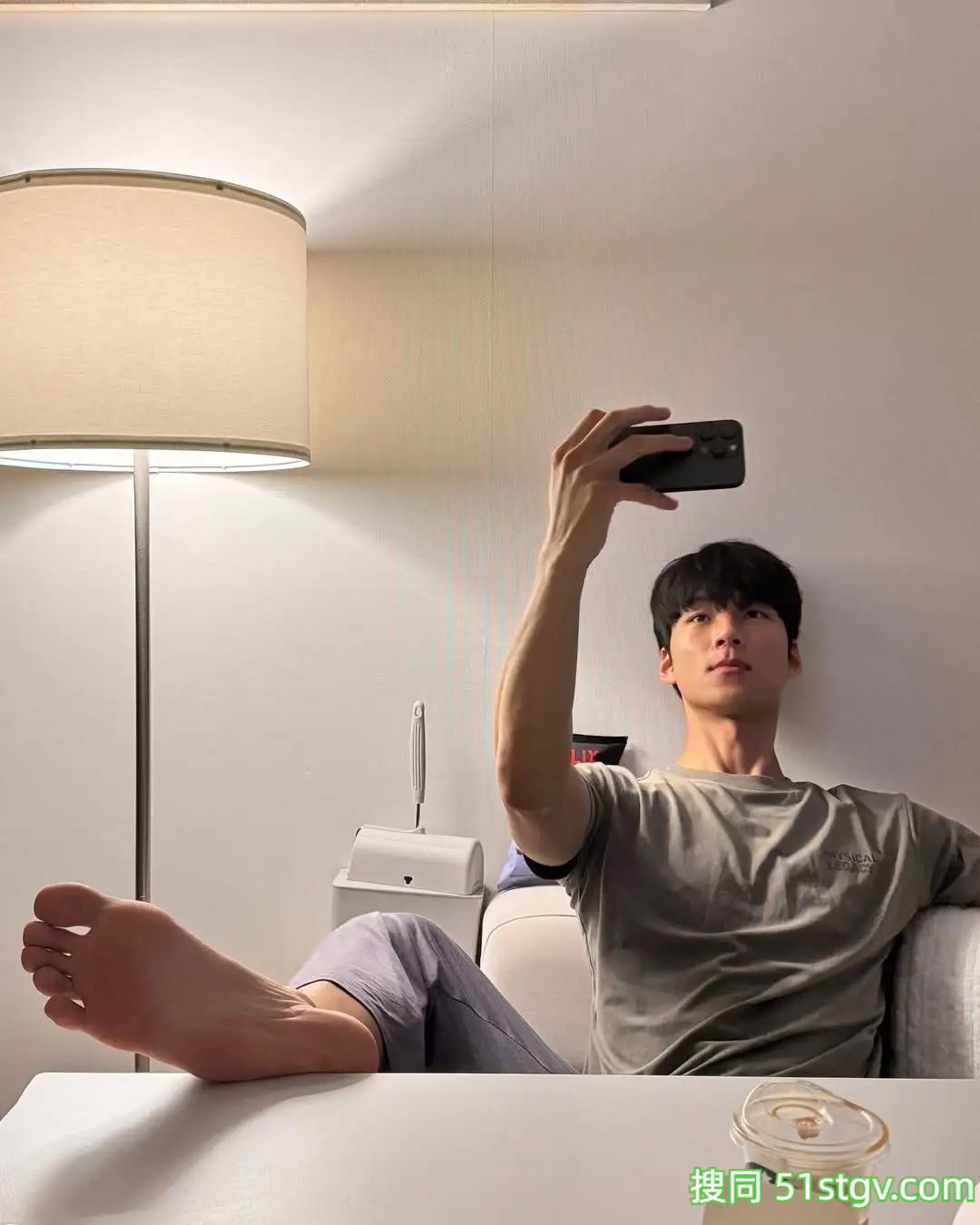 长腿小哥哥，身材正 - 51虹马