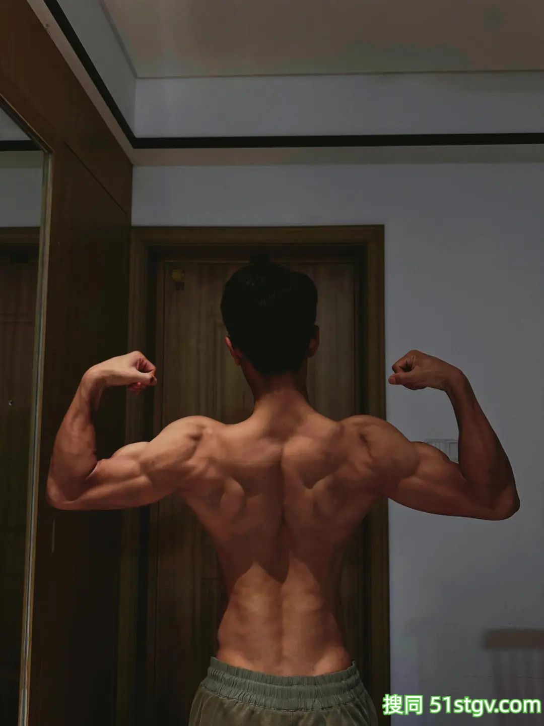 想要一个体育生男友 - 51虹马