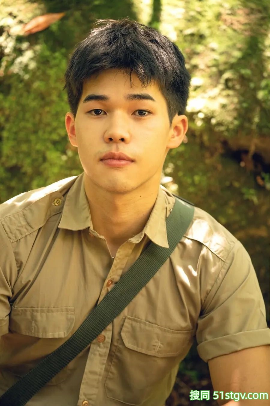 腹肌学长，有点泰国男生的风格 - 51虹马