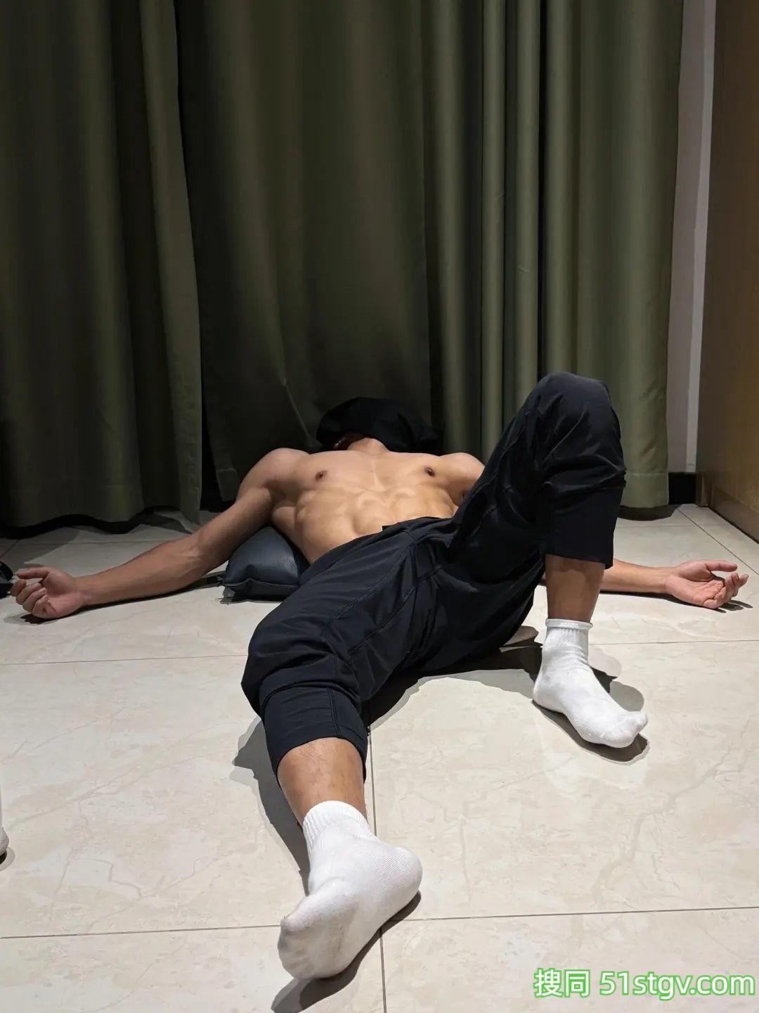 想要一个体育生男友 - 51虹马